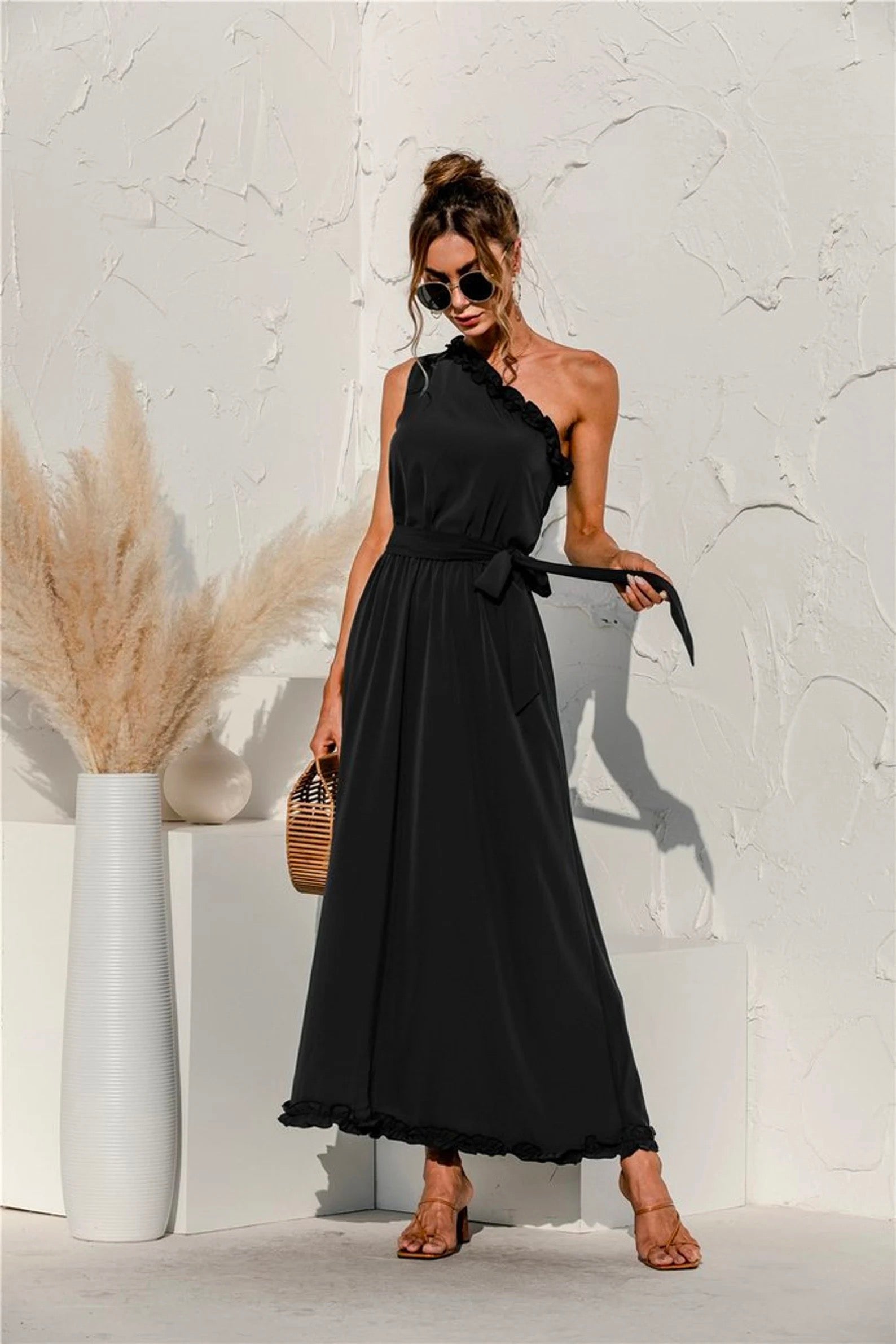 Distinctive Plain One Shoulder Maxi Dress